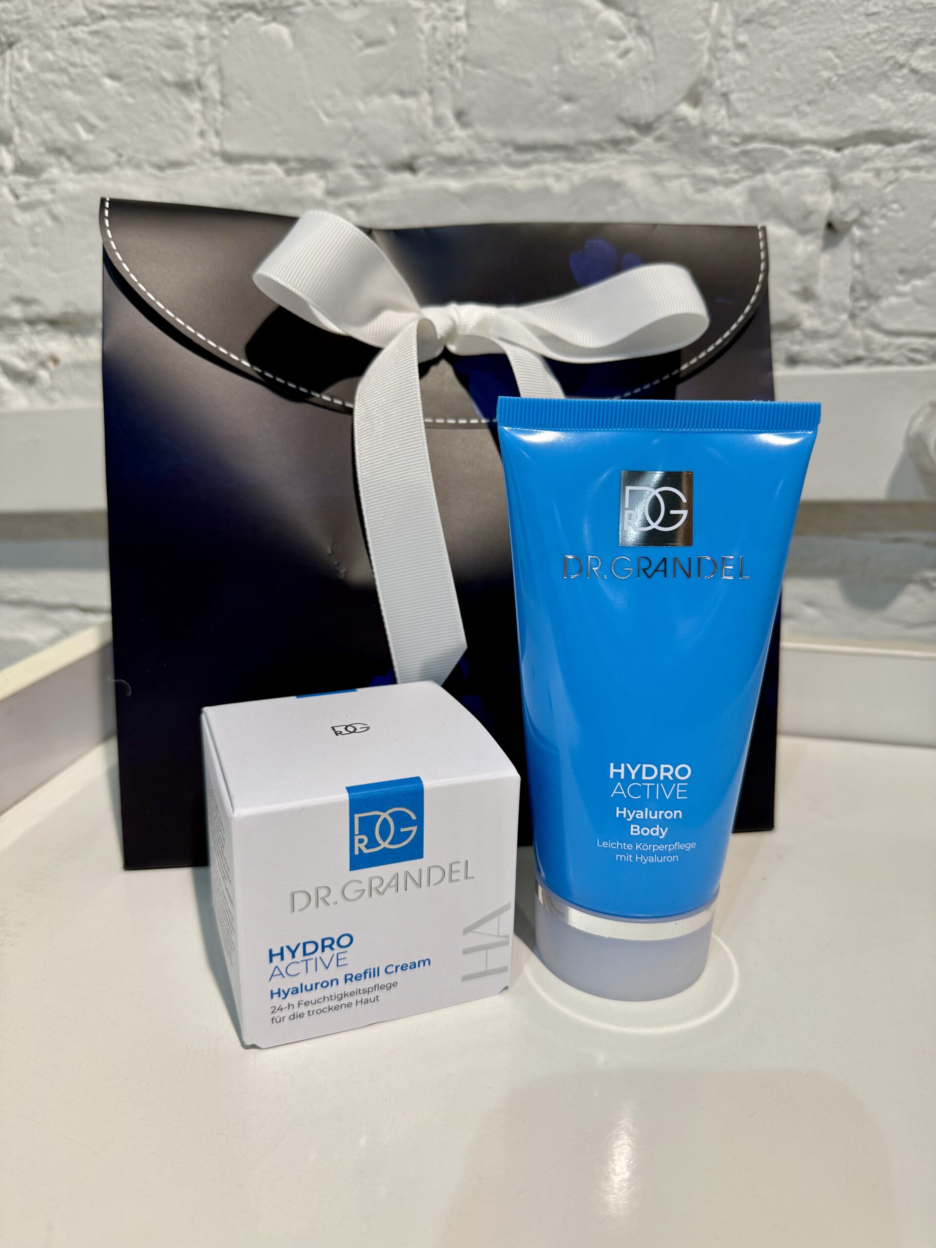 HYDRO ACTIVE Dāvanu komplekts